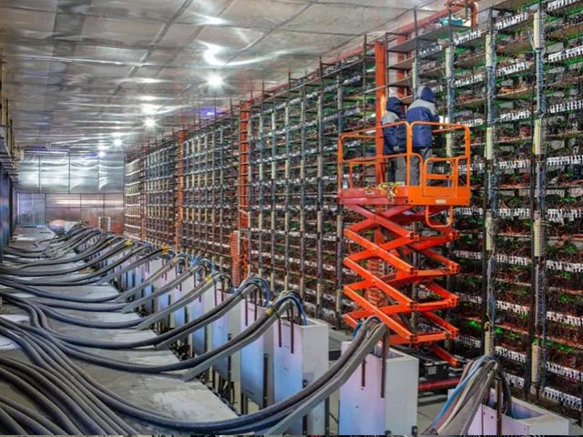 مزارع استخراج بیت کوین - مزارع ماینینگ صنعتی